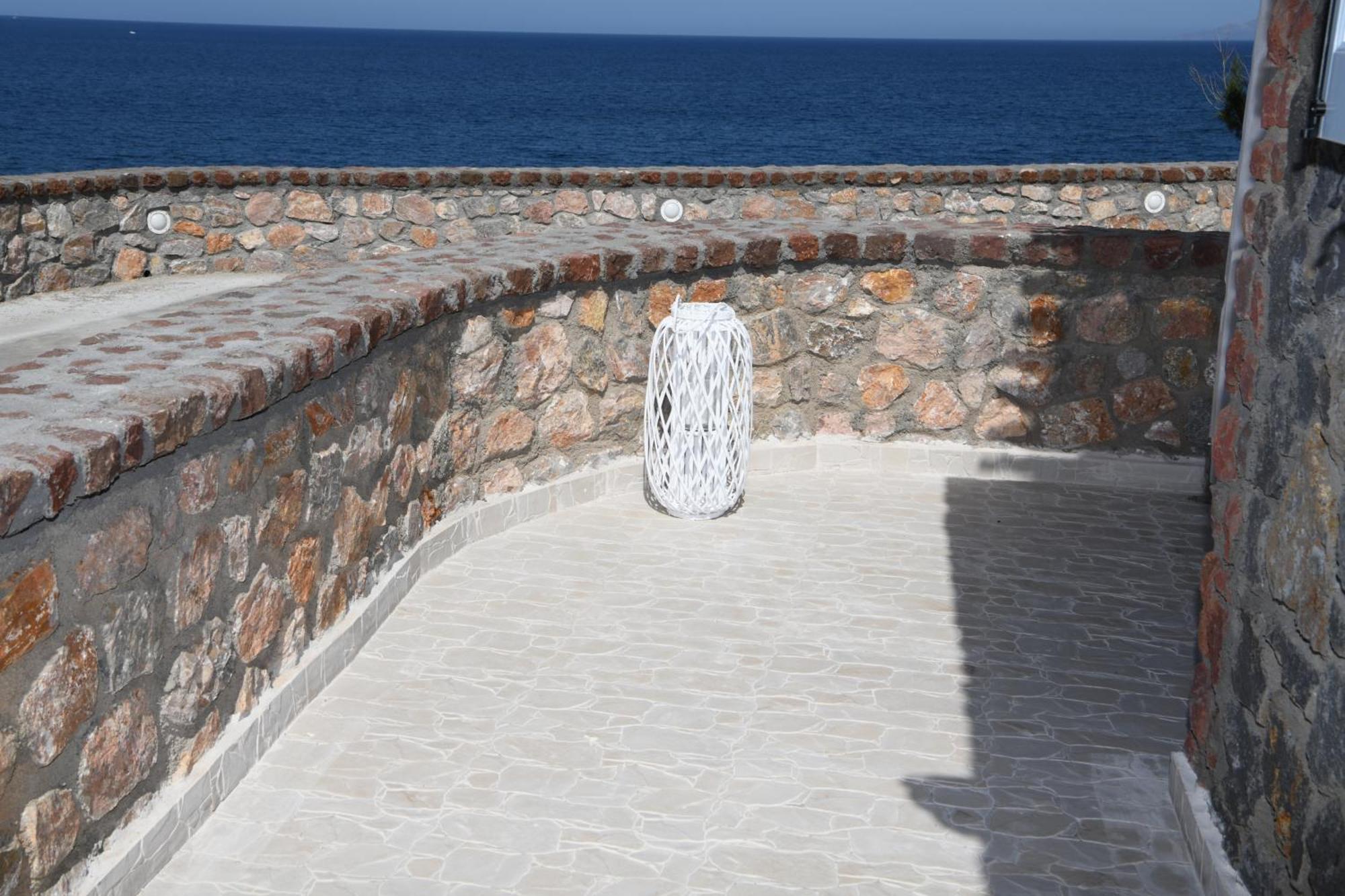 Starlight Luxury Seaside Villa & Suites Imerovigli (Santorini) Exterior foto