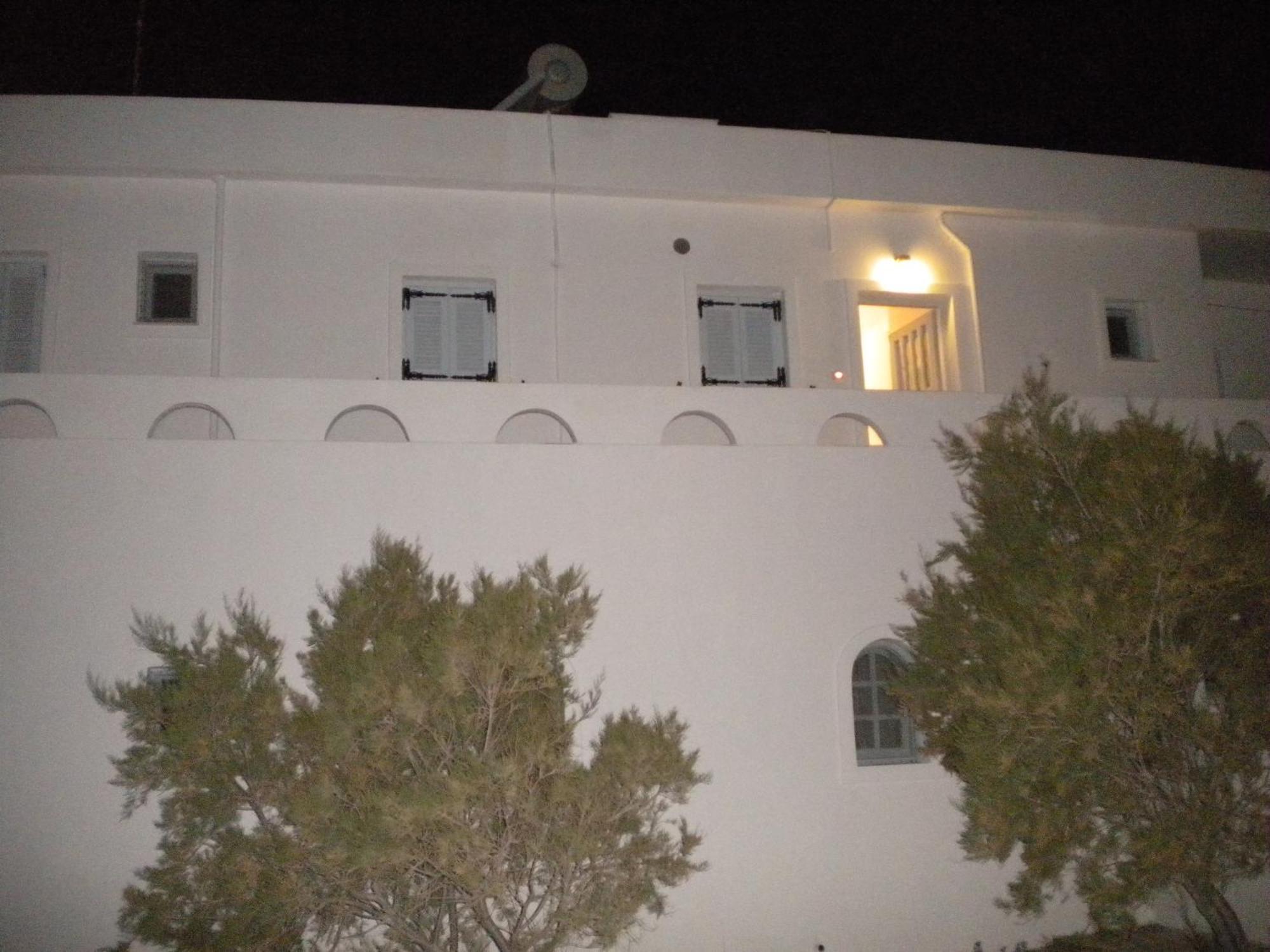 Starlight Luxury Seaside Villa & Suites Imerovigli (Santorini) Exterior foto