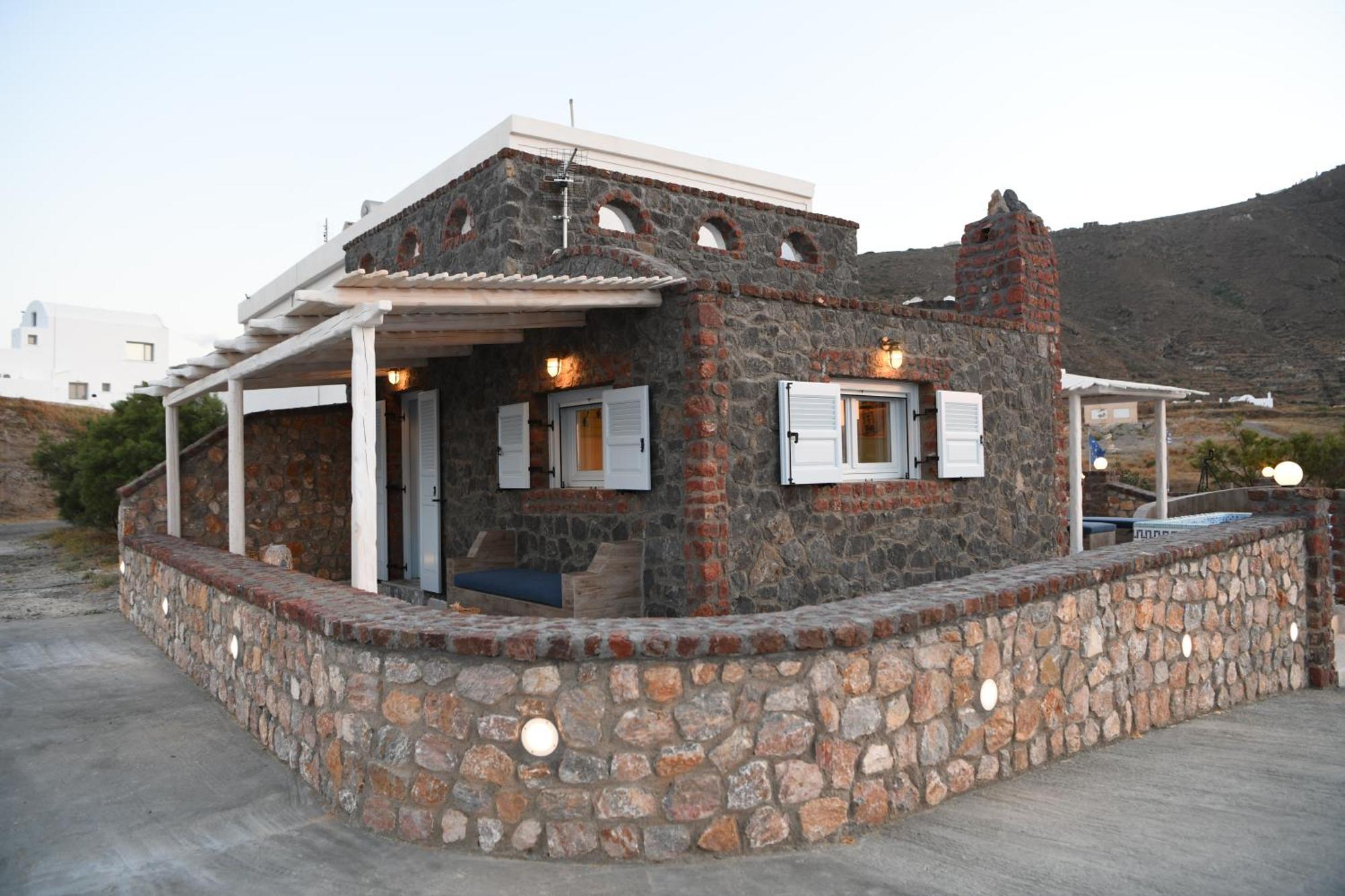 Starlight Luxury Seaside Villa & Suites Imerovigli (Santorini) Exterior foto