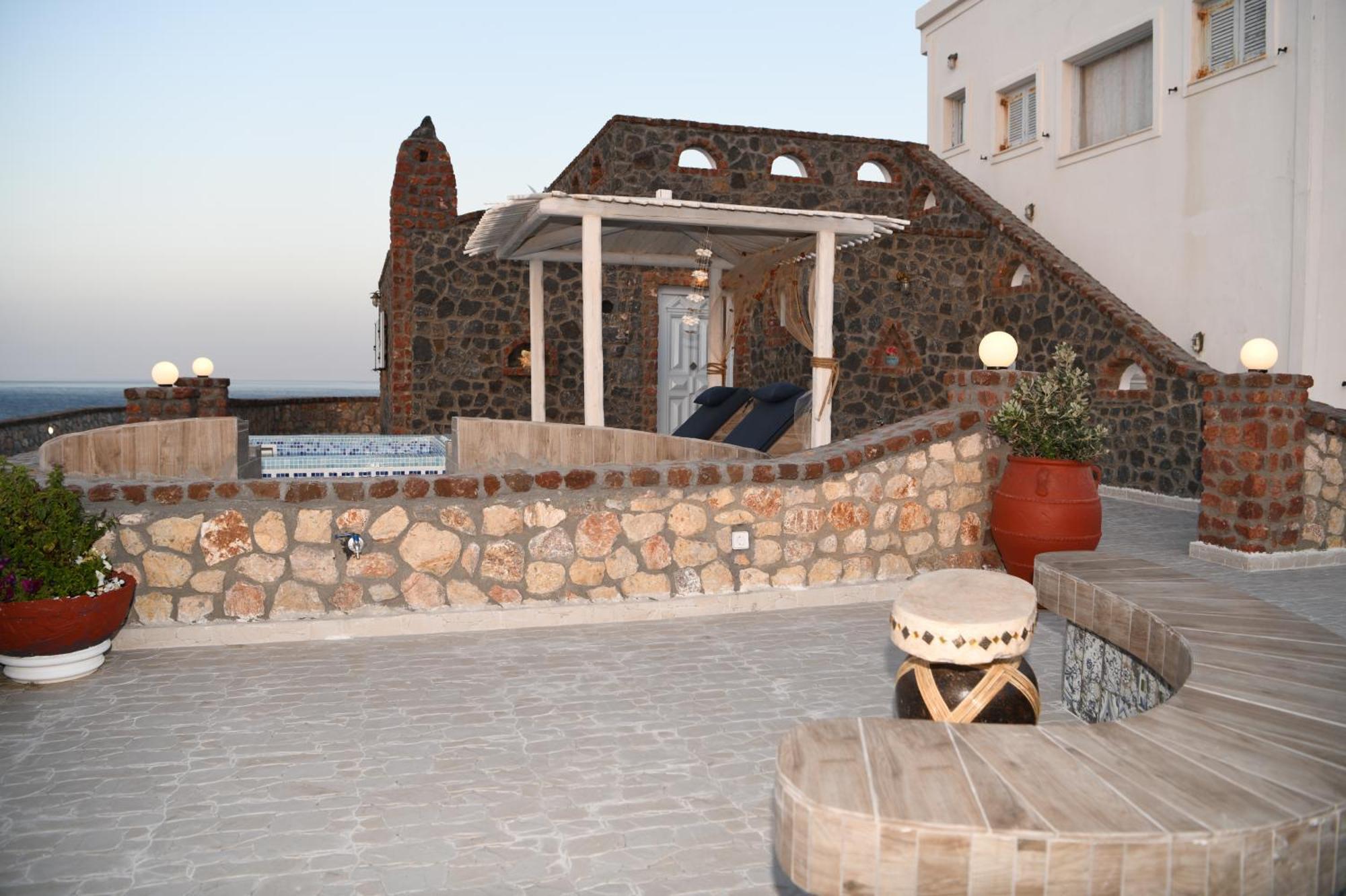 Starlight Luxury Seaside Villa & Suites Imerovigli (Santorini) Exterior foto