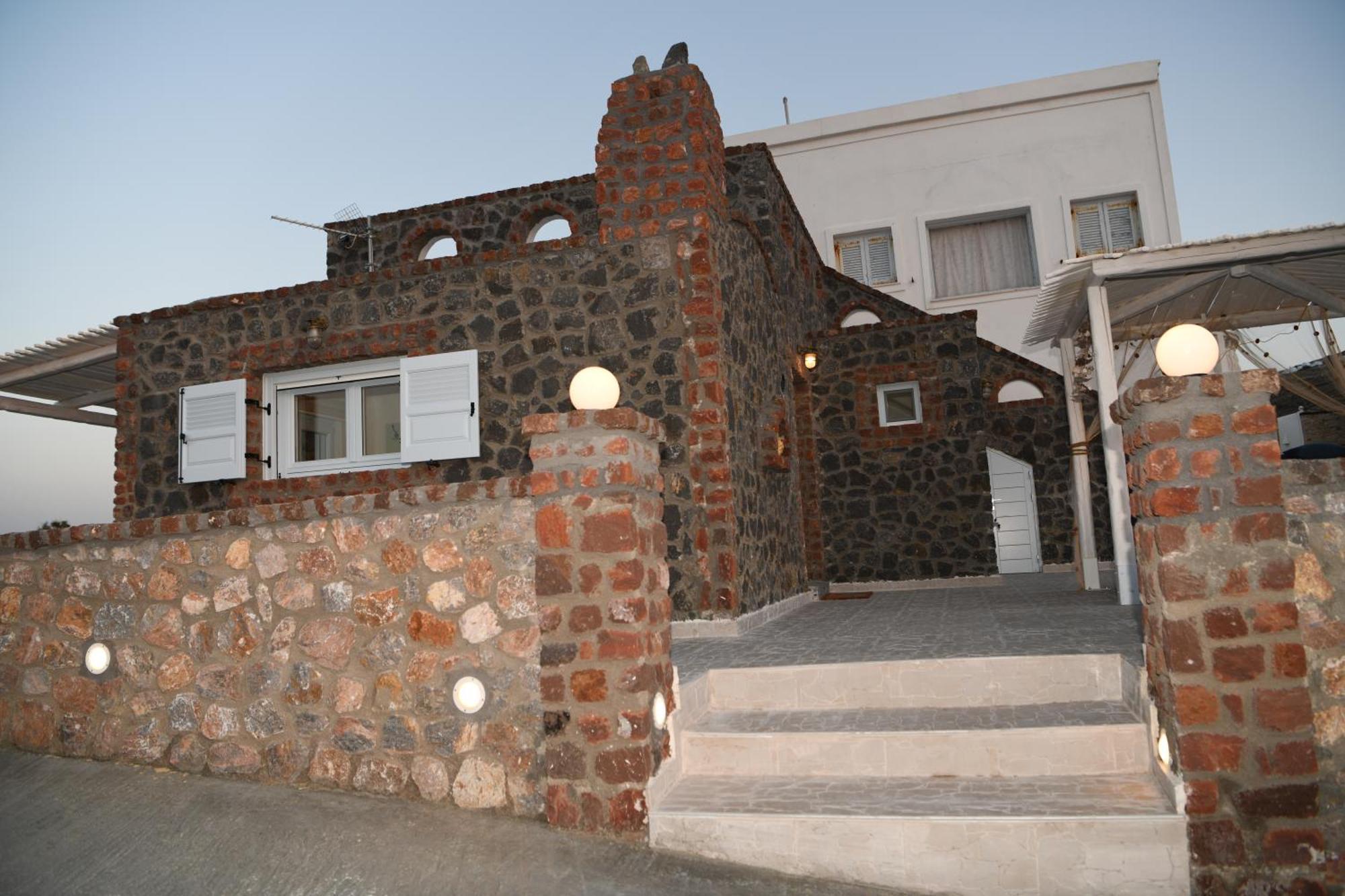Starlight Luxury Seaside Villa & Suites Imerovigli (Santorini) Exterior foto